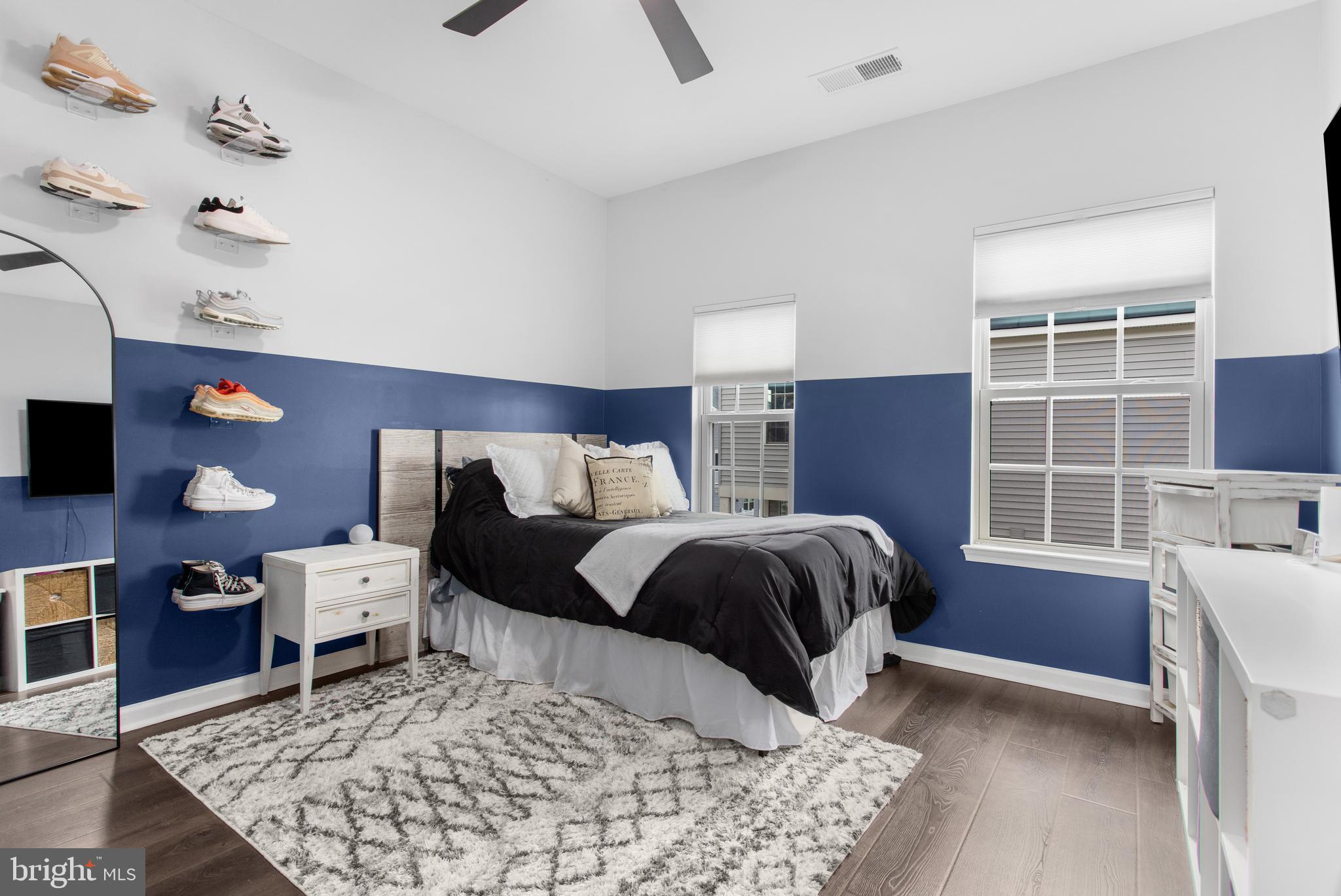 ORCHARD SQUARE - Residential