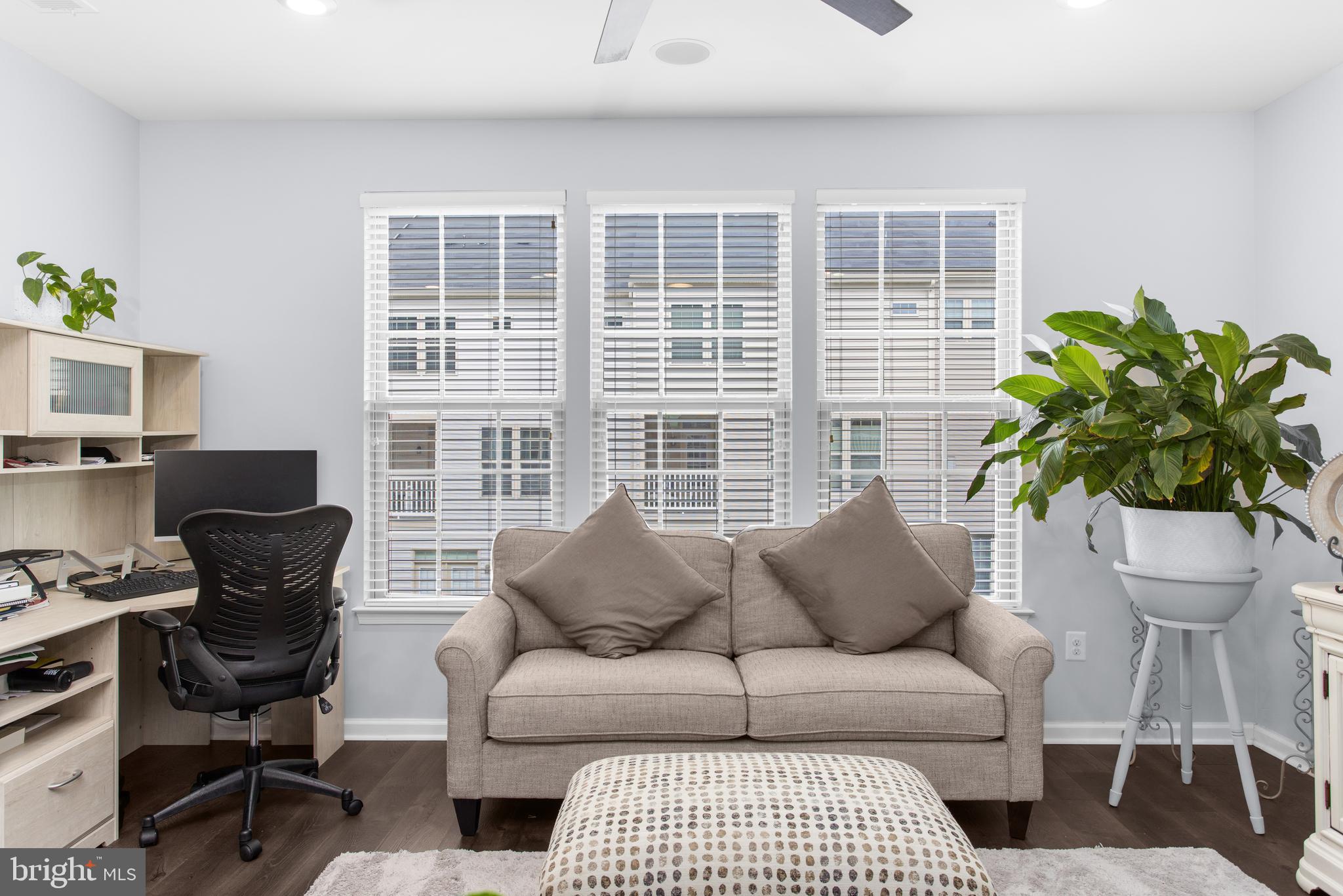 ORCHARD SQUARE - Residential