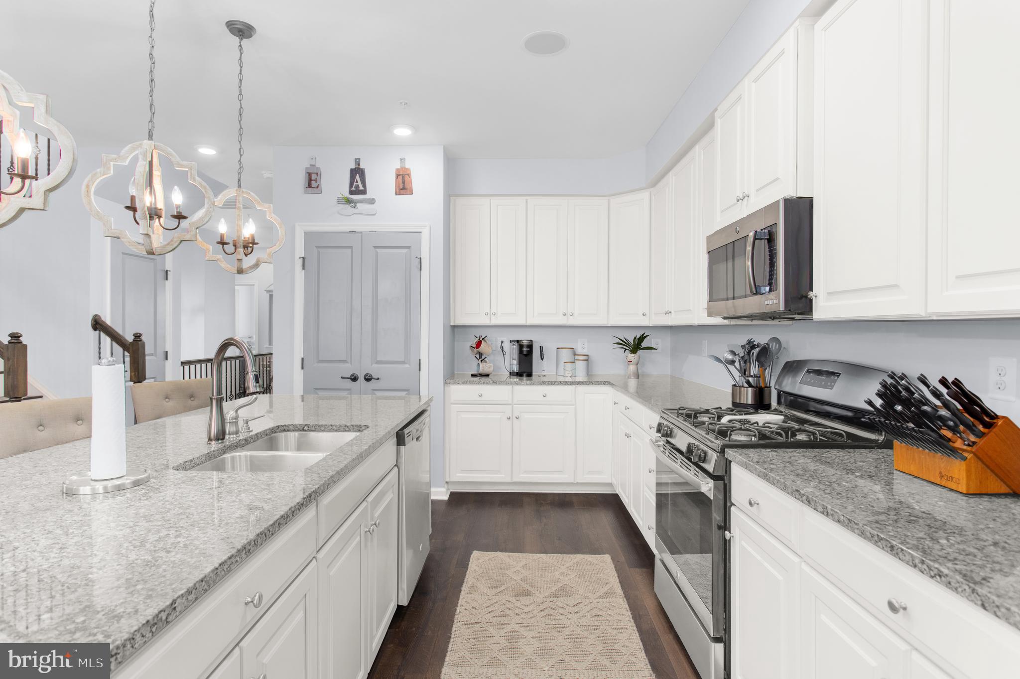 ORCHARD SQUARE - Residential