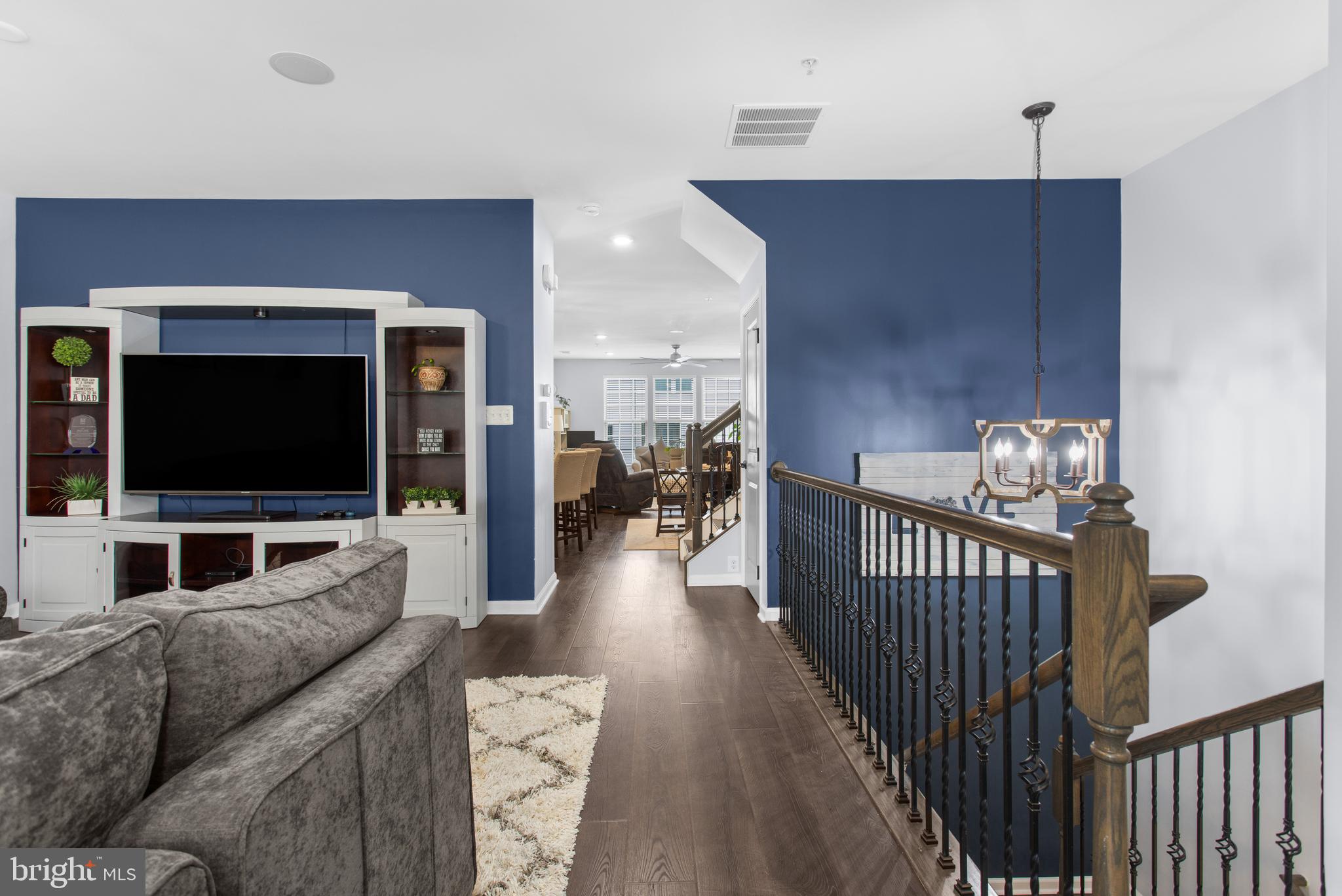 ORCHARD SQUARE - Residential