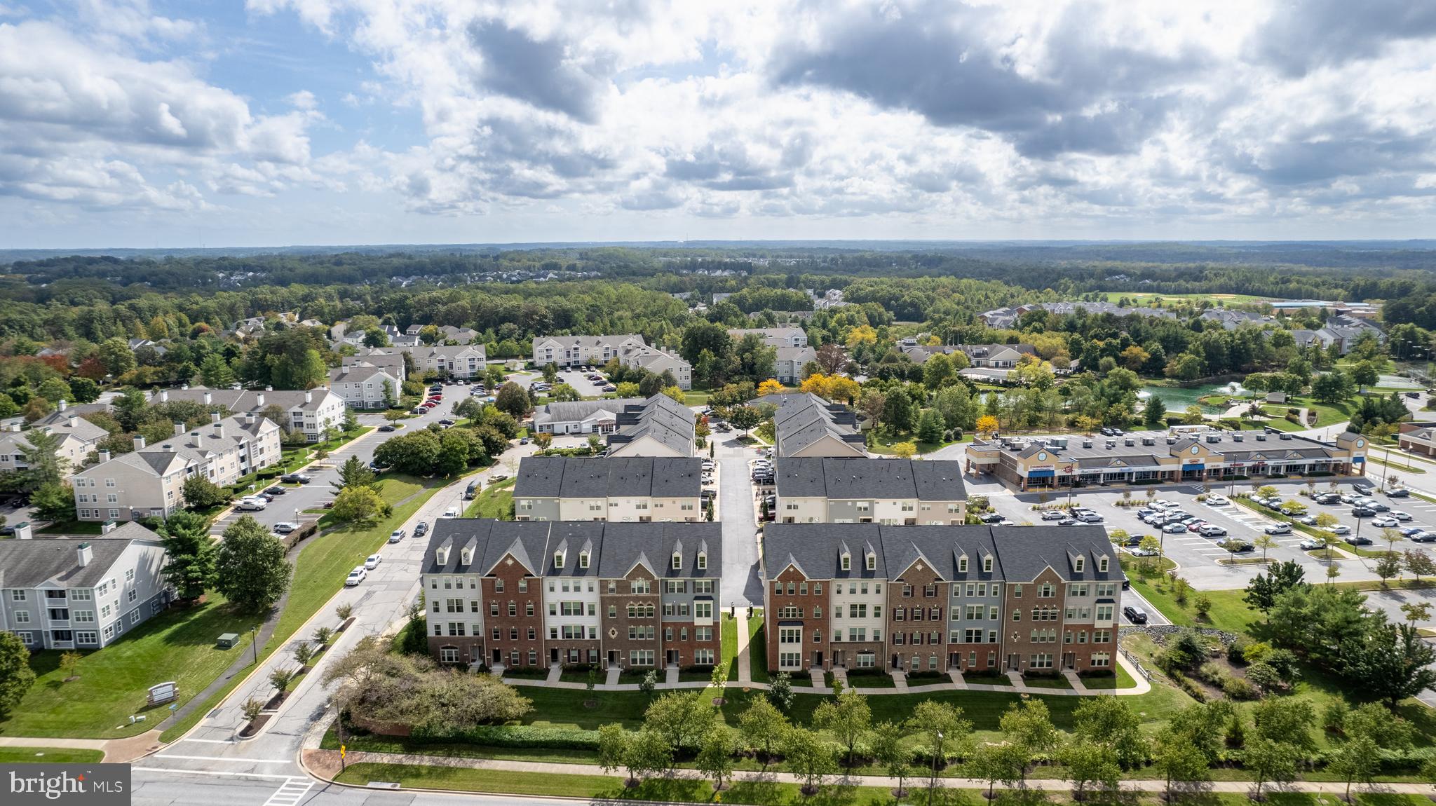 ORCHARD SQUARE - Residential