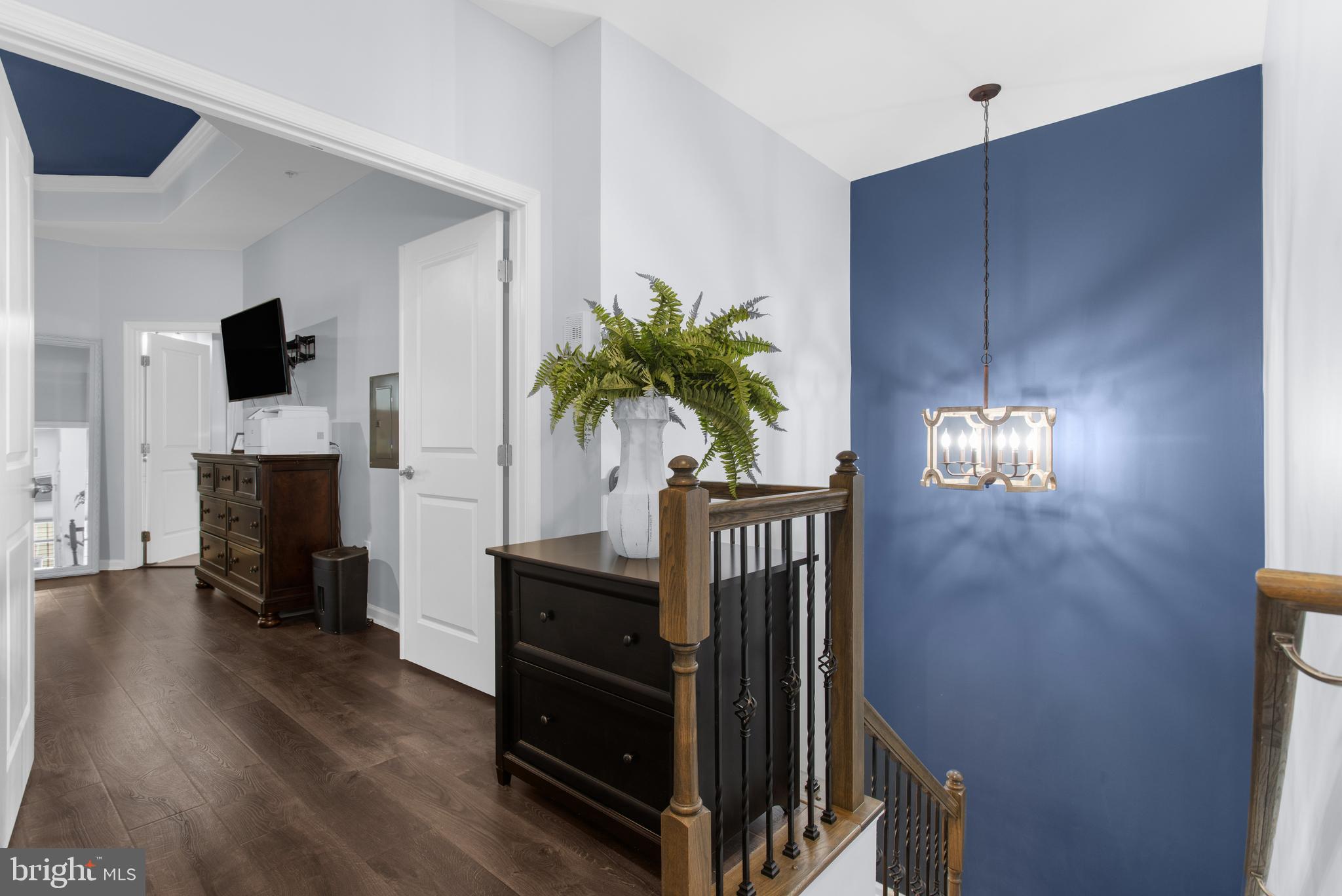 ORCHARD SQUARE - Residential