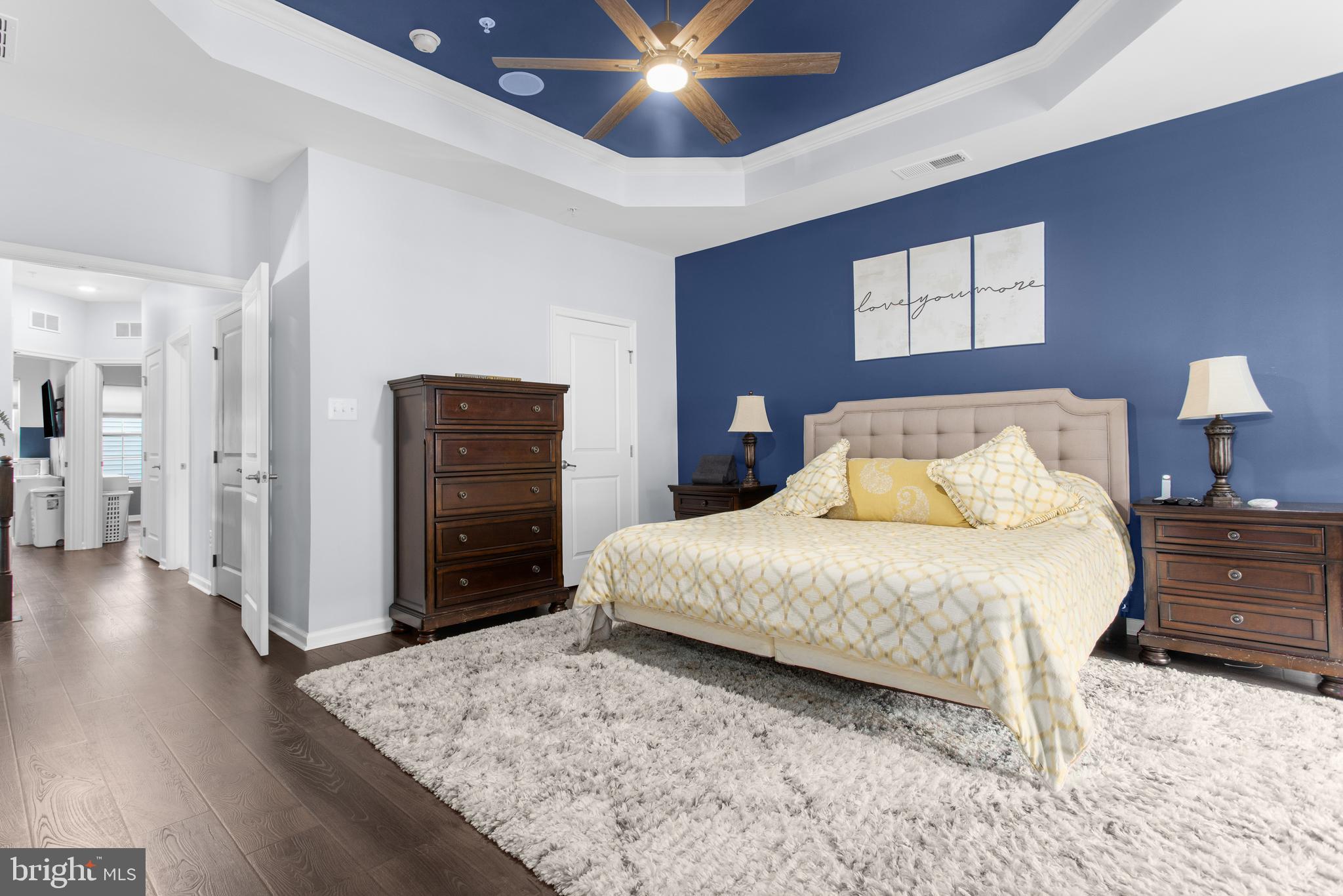 ORCHARD SQUARE - Residential