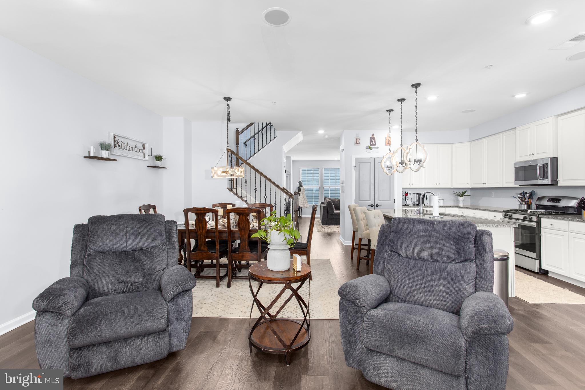 ORCHARD SQUARE - Residential