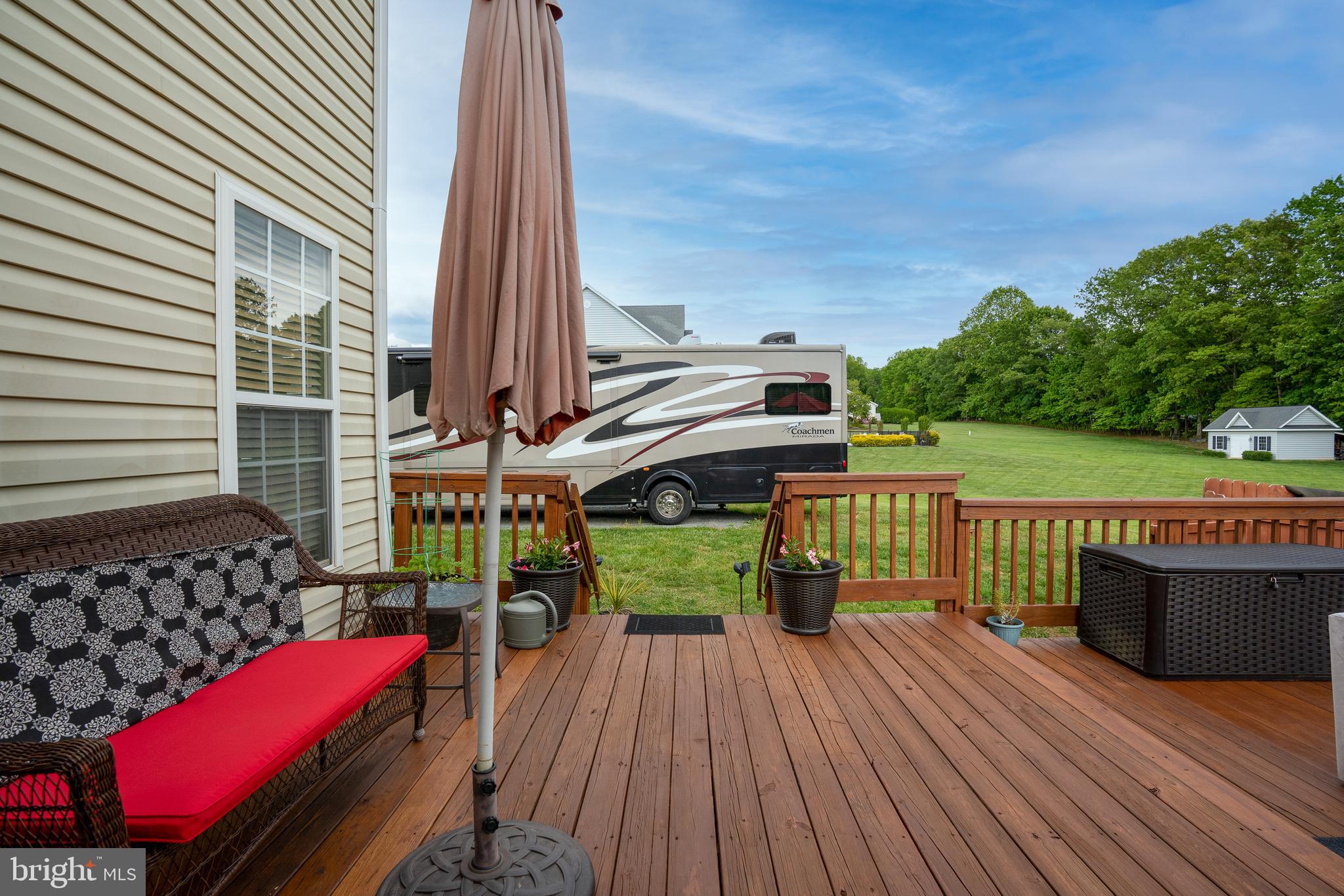 MEADOWLAND - Residential