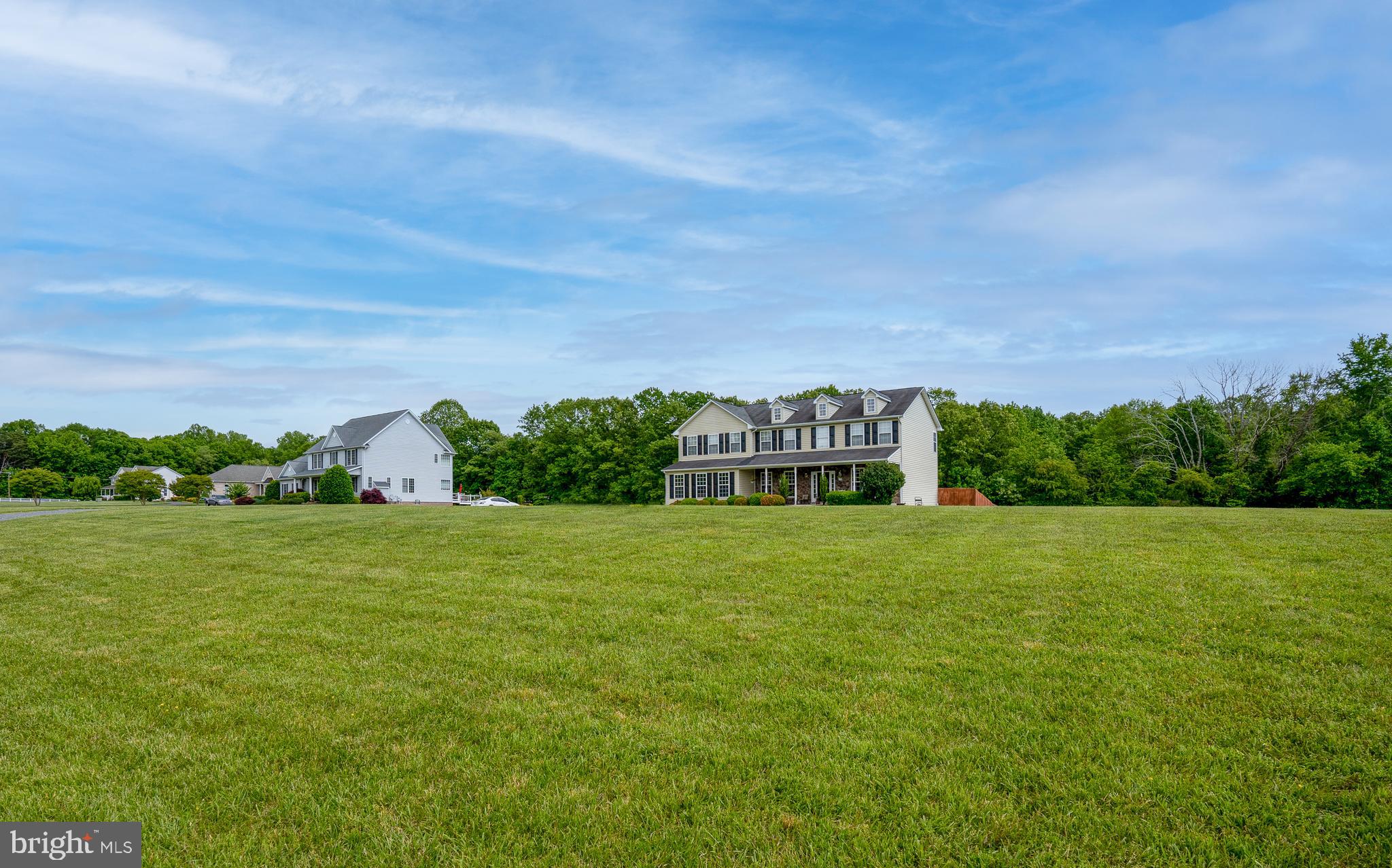 MEADOWLAND - Residential