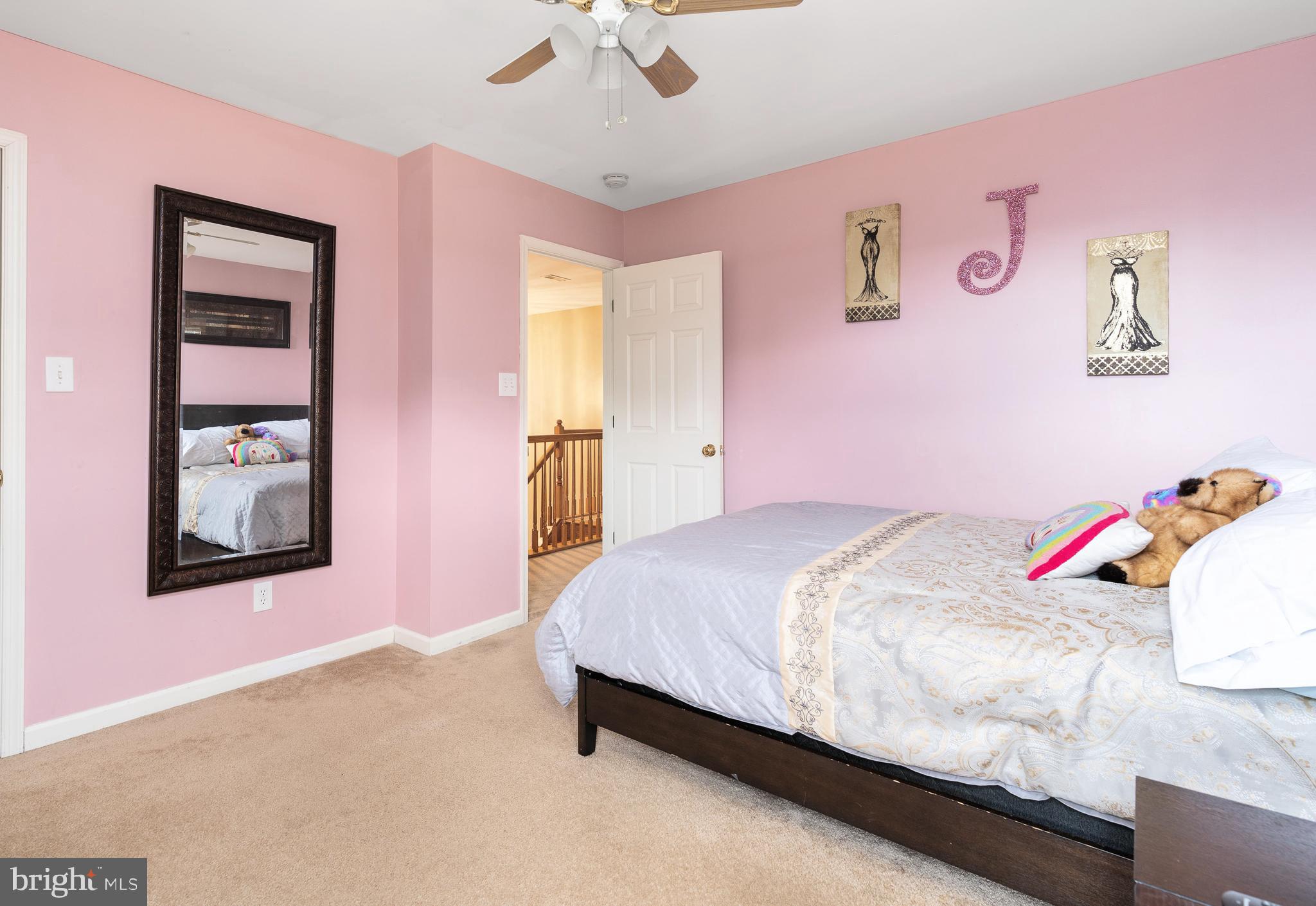 MEADOWLAND - Residential