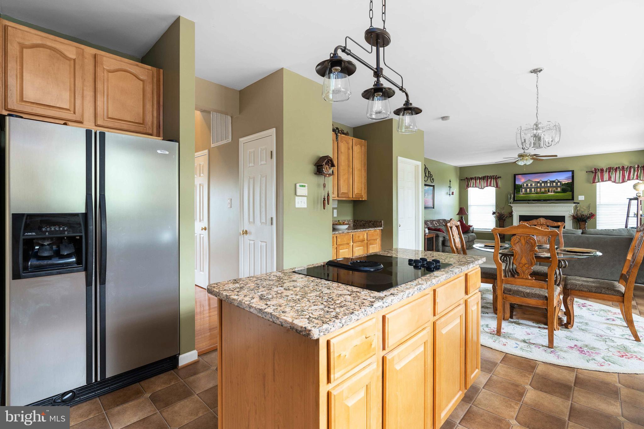 MEADOWLAND - Residential