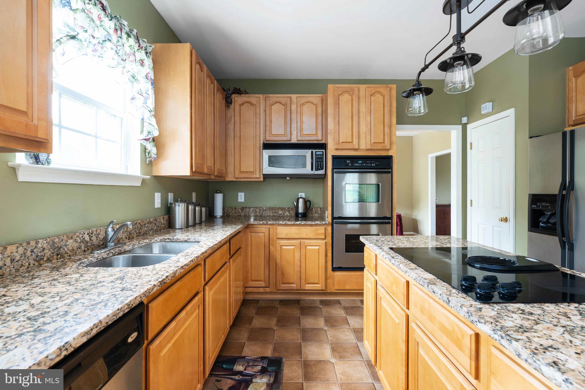 MEADOWLAND - Residential