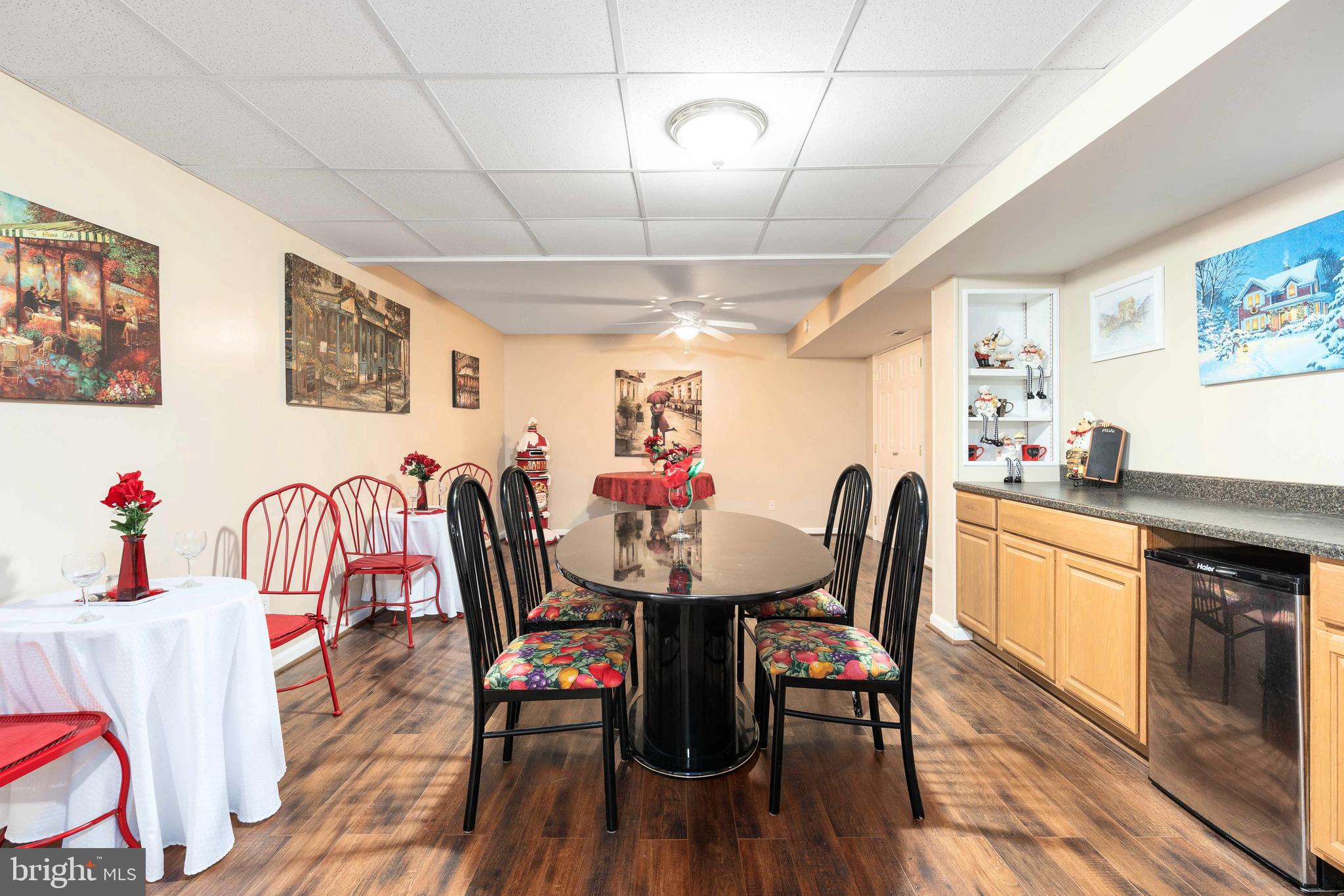 MEADOWLAND - Residential