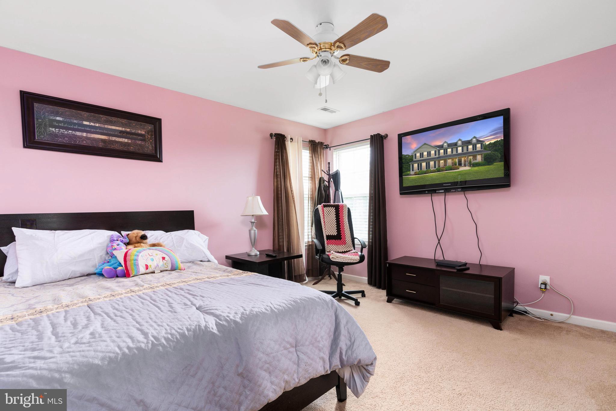 MEADOWLAND - Residential