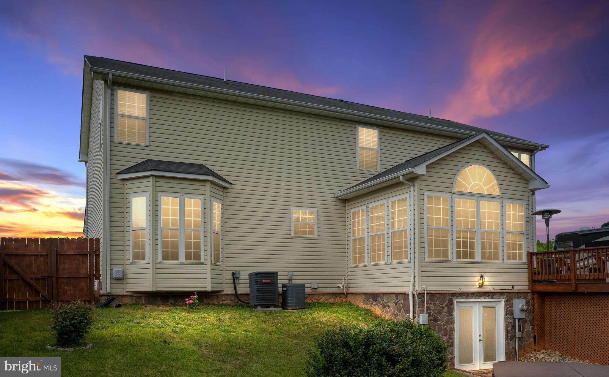 MEADOWLAND - Residential