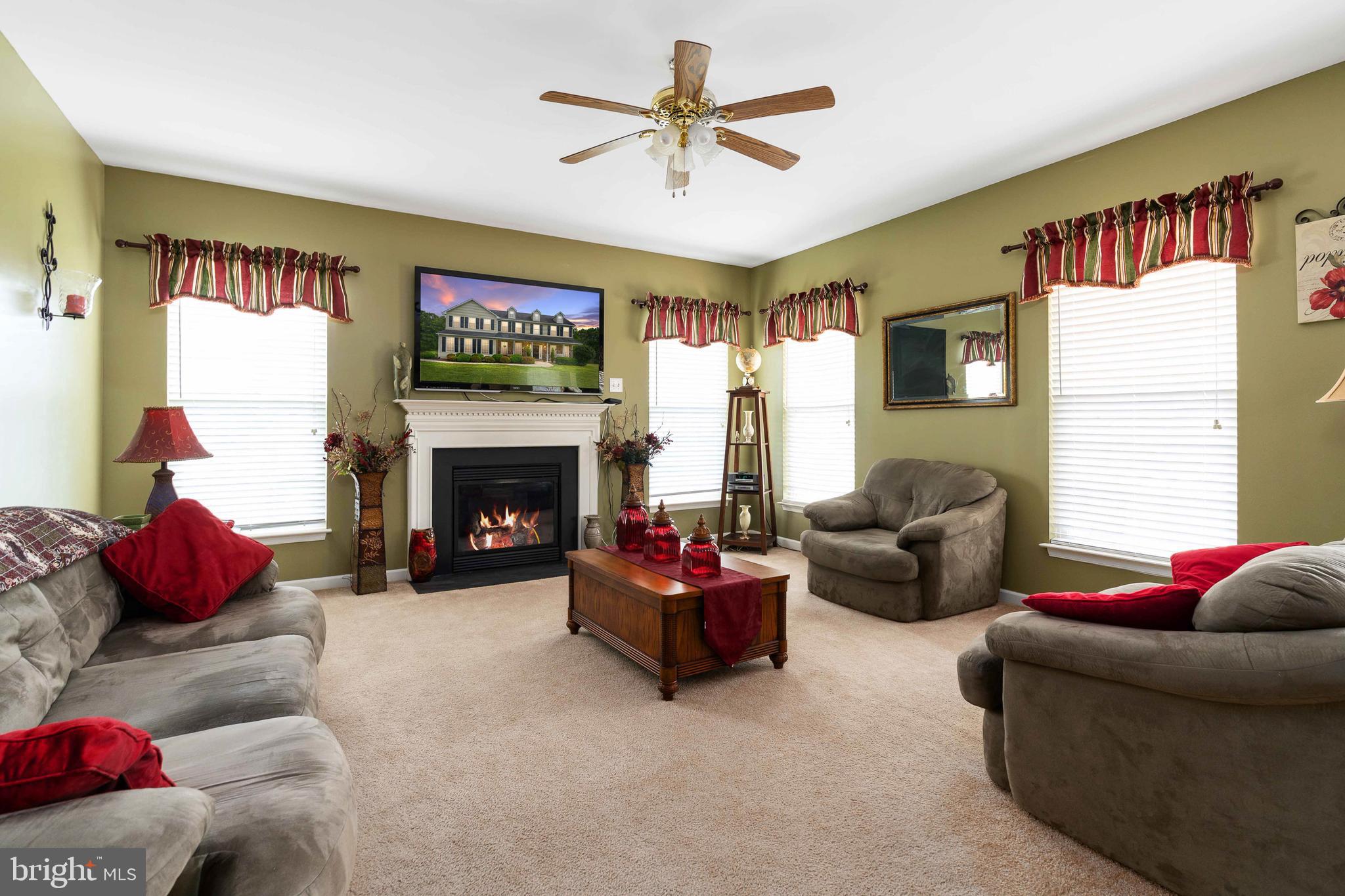 MEADOWLAND - Residential