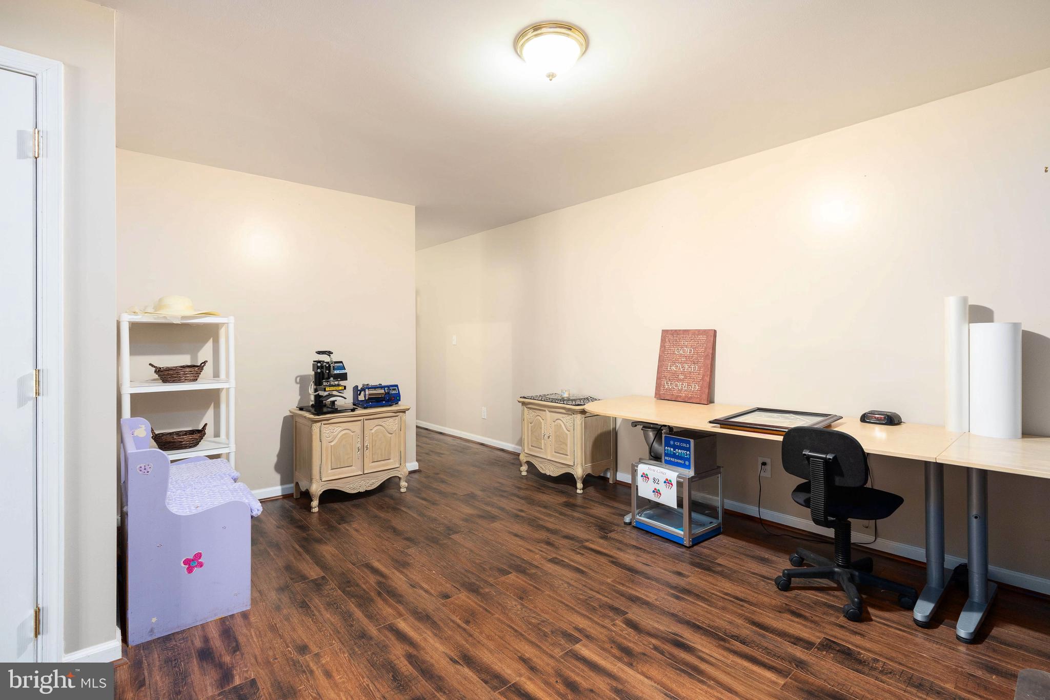 MEADOWLAND - Residential