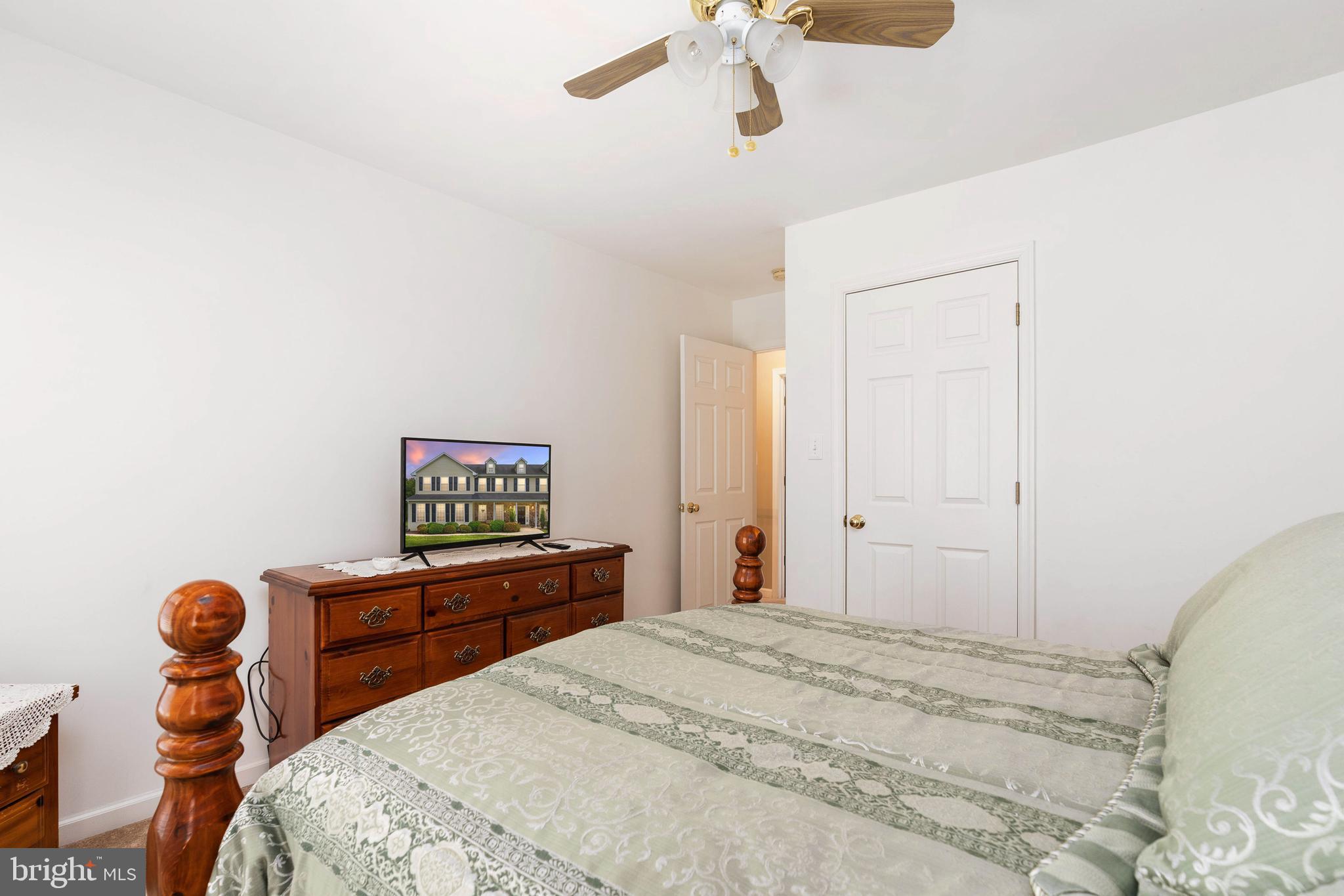 MEADOWLAND - Residential