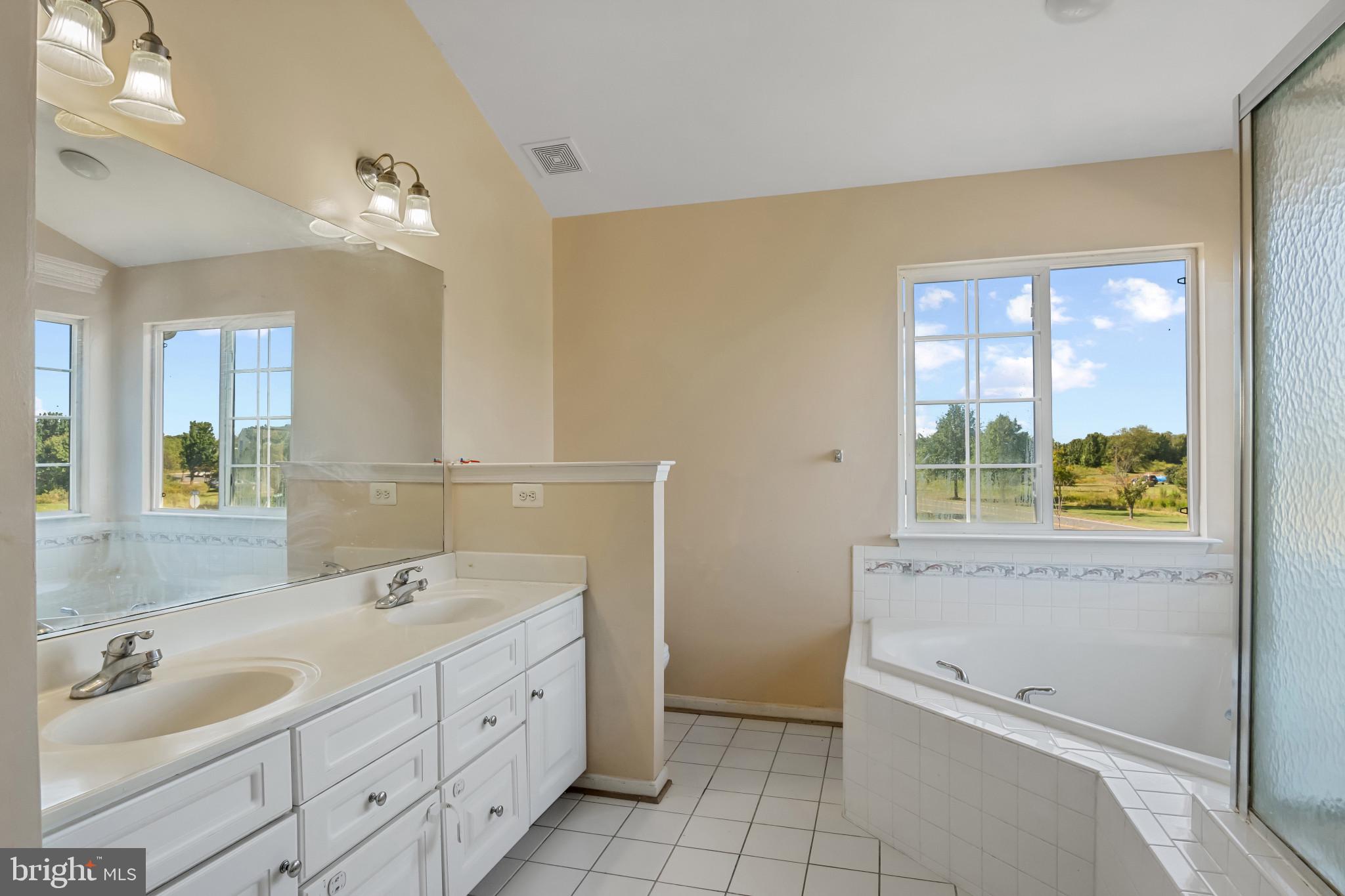 CEDAR BROOKE - Residential