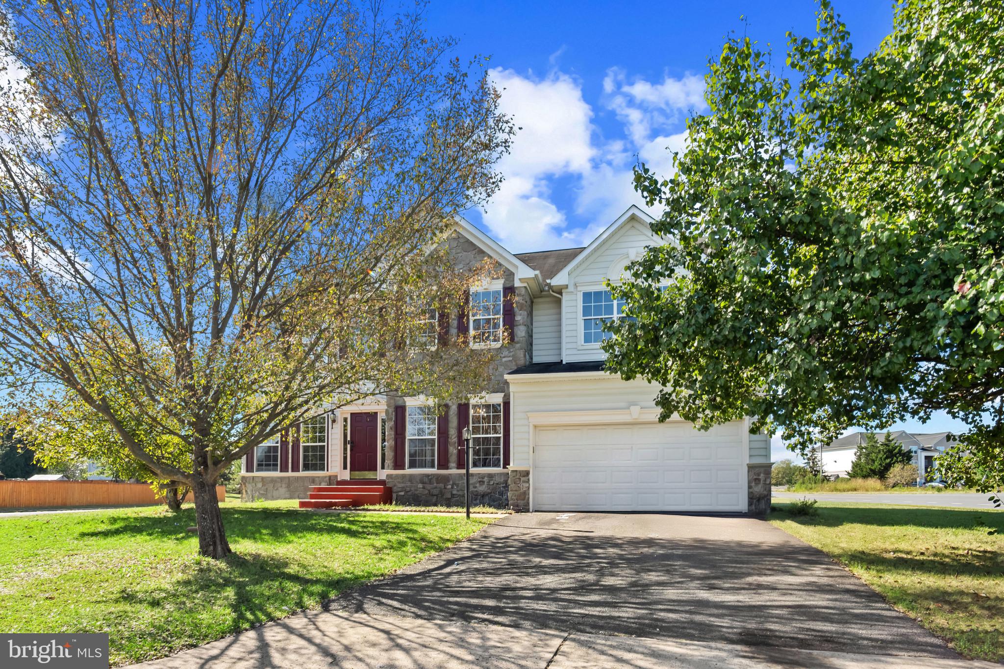 CEDAR BROOKE - Residential