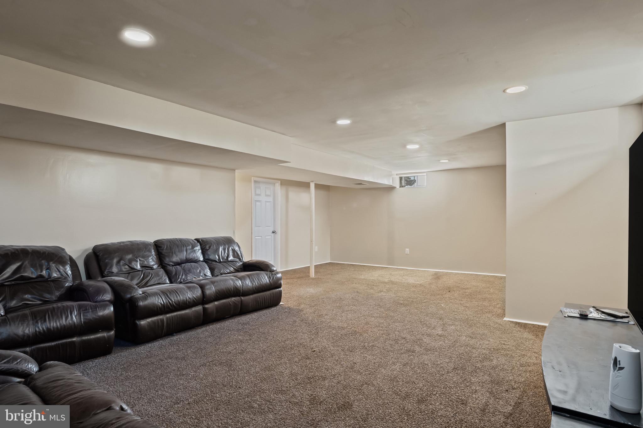 CEDAR BROOKE - Residential