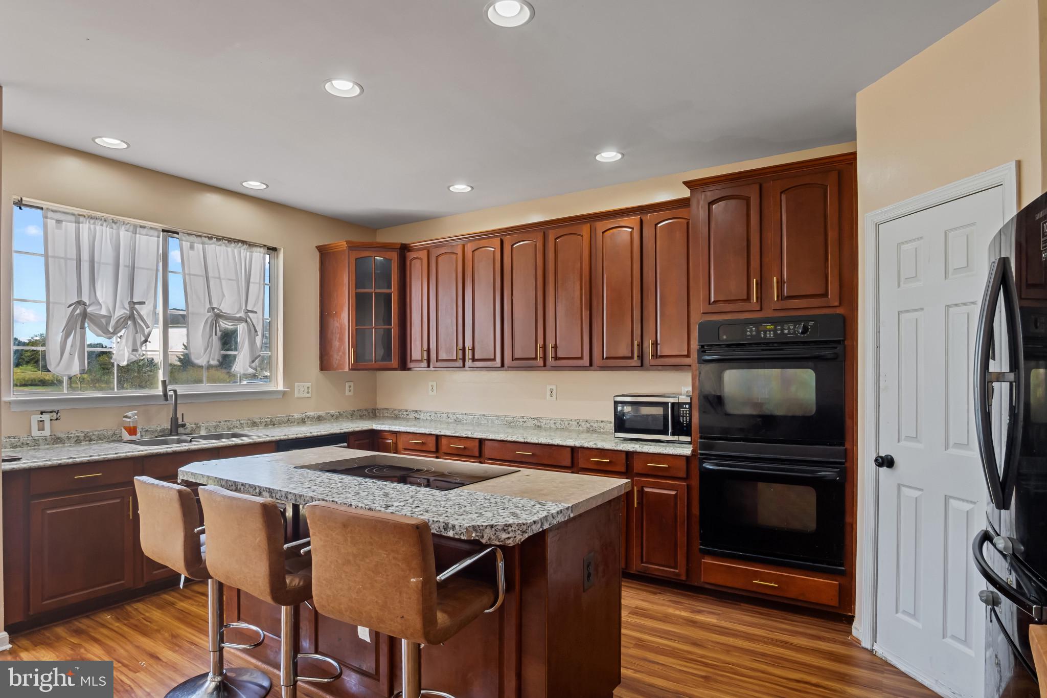 CEDAR BROOKE - Residential