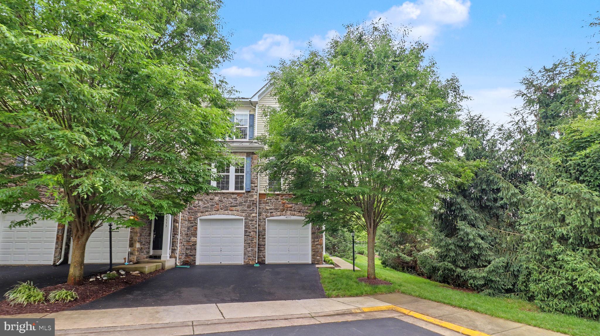 ASHBURN - Residential