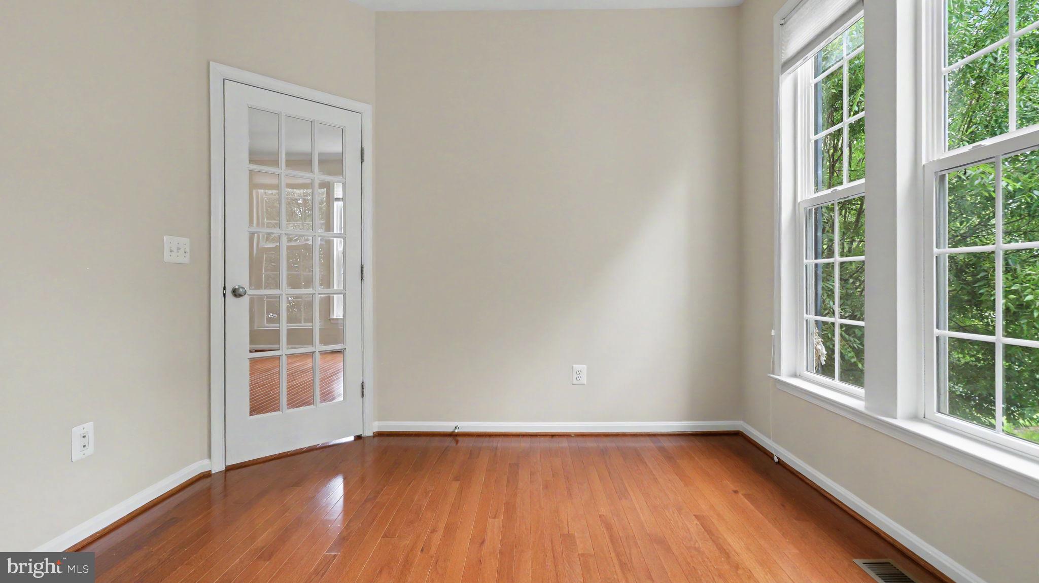 ASHBURN - Residential