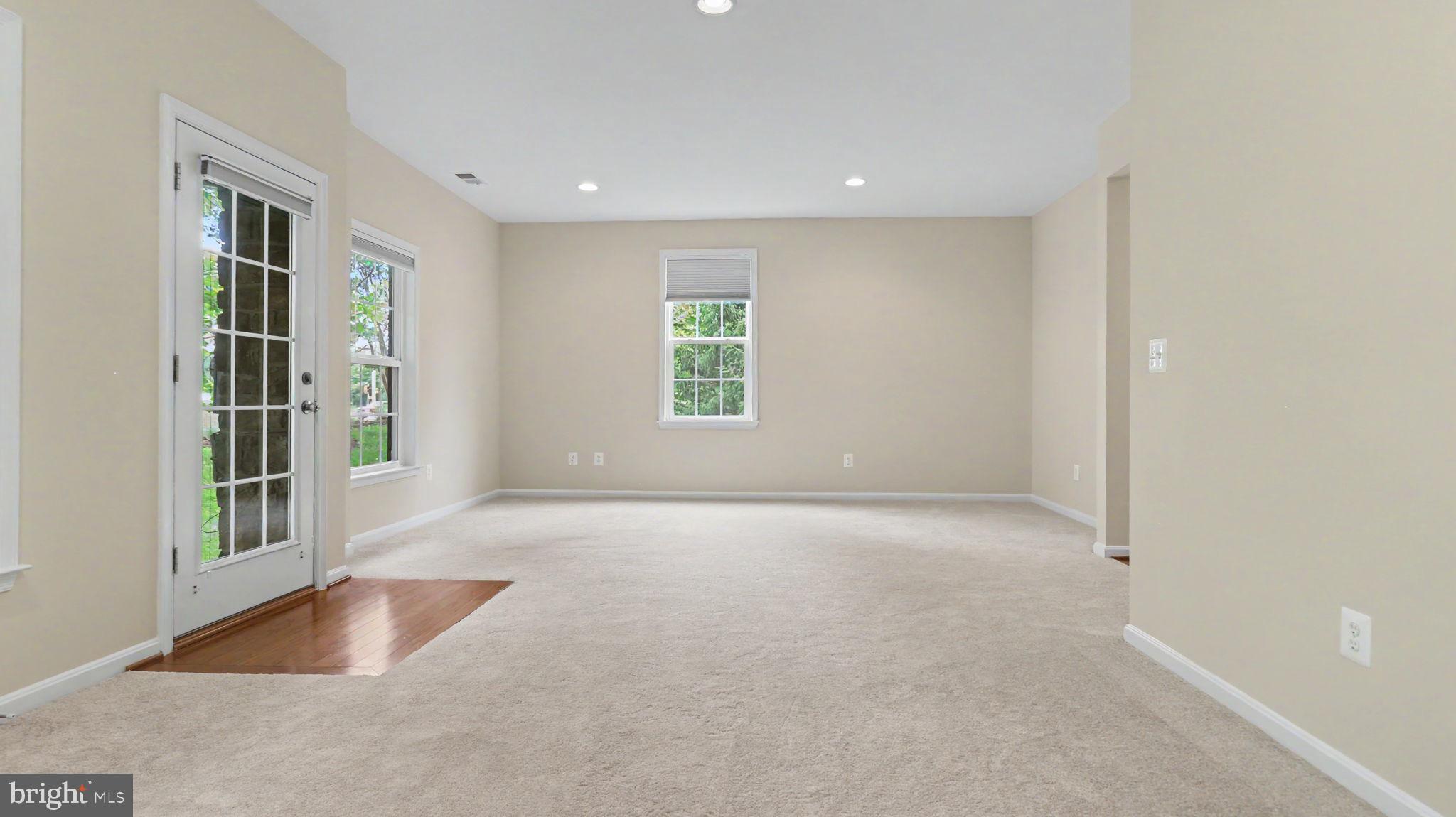 ASHBURN - Residential