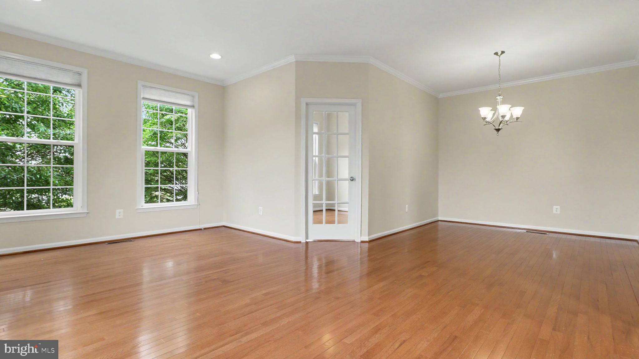 ASHBURN - Residential