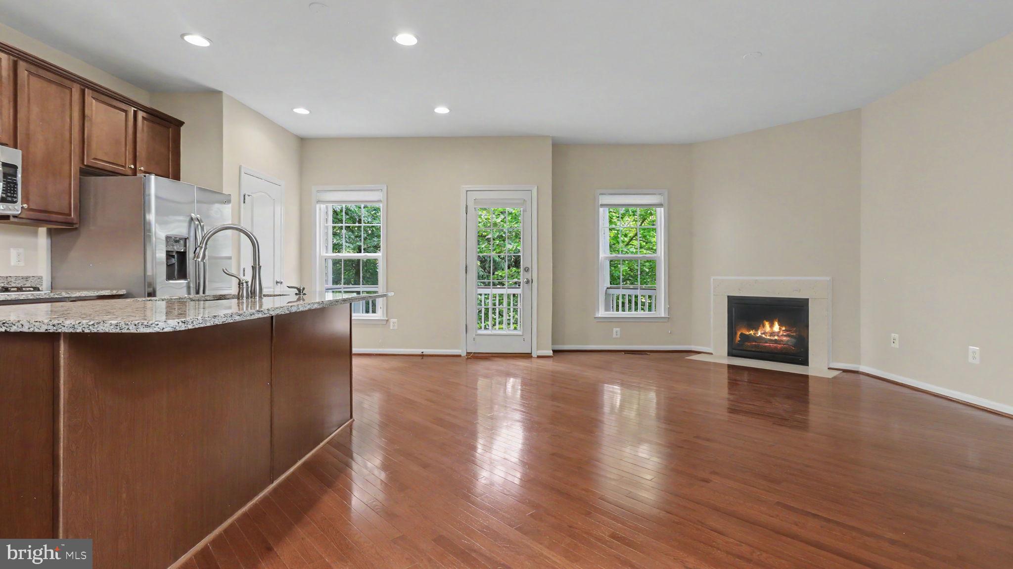 ASHBURN - Residential