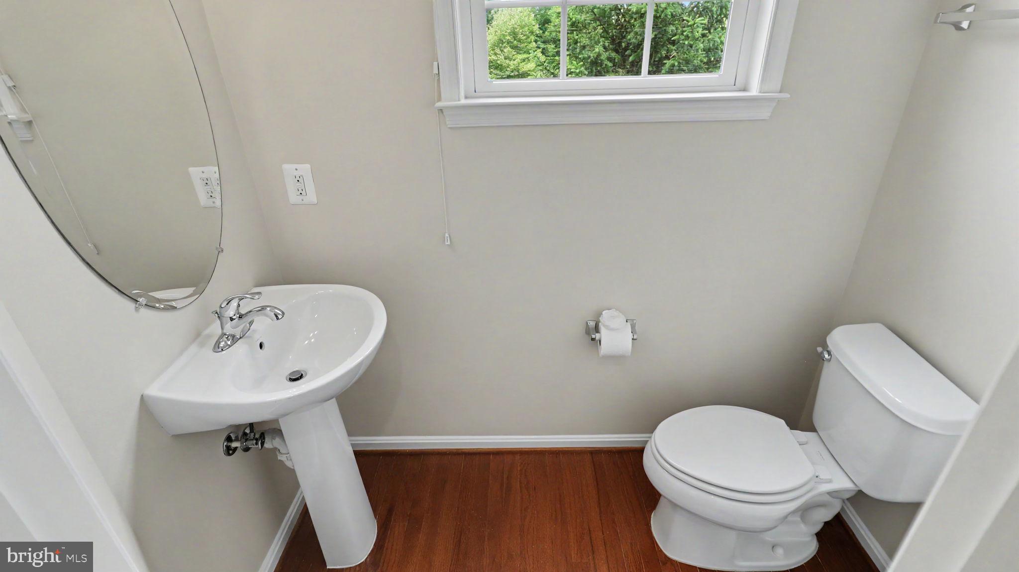 ASHBURN - Residential