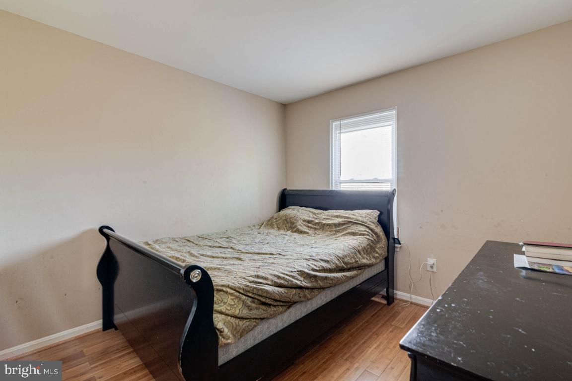 RIVER OAKS - Residential