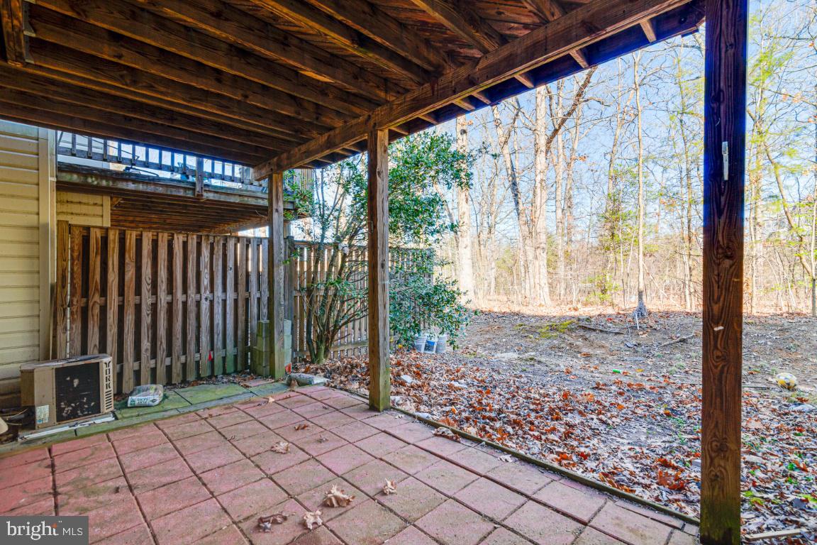 RIVER OAKS - Residential