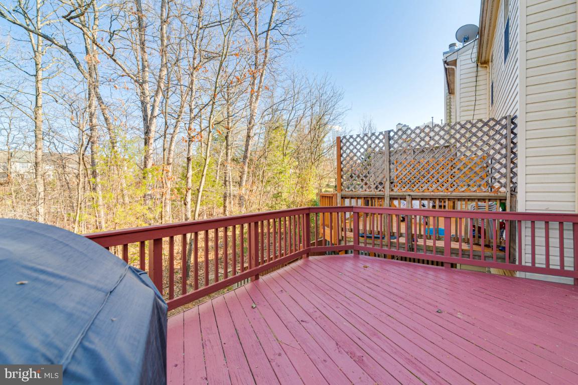 RIVER OAKS - Residential