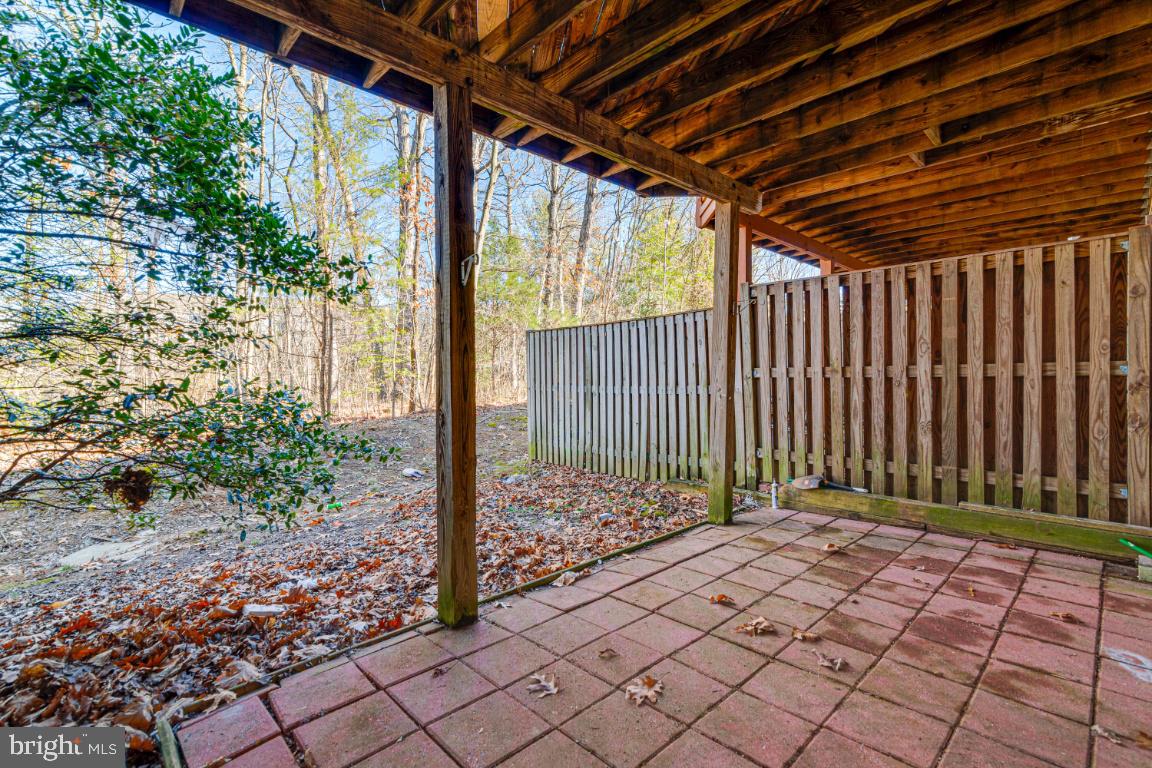 RIVER OAKS - Residential