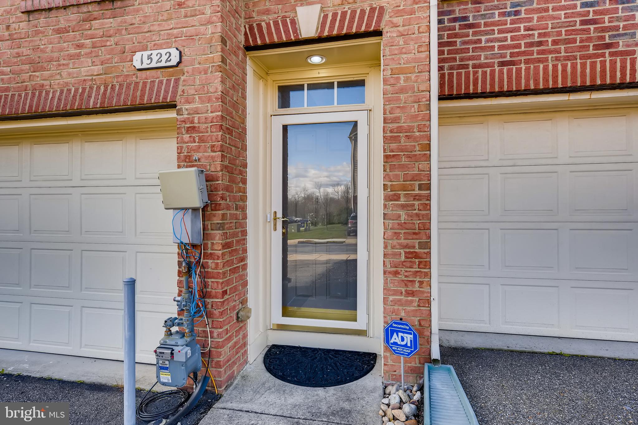 VILLAGES OF DORCHESTER - Residential Lease