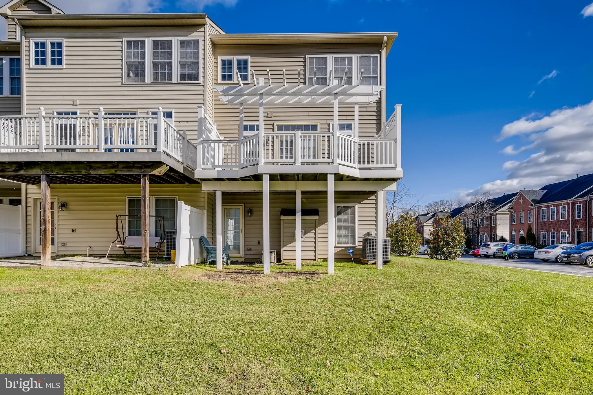 VILLAGES OF DORCHESTER - Residential Lease