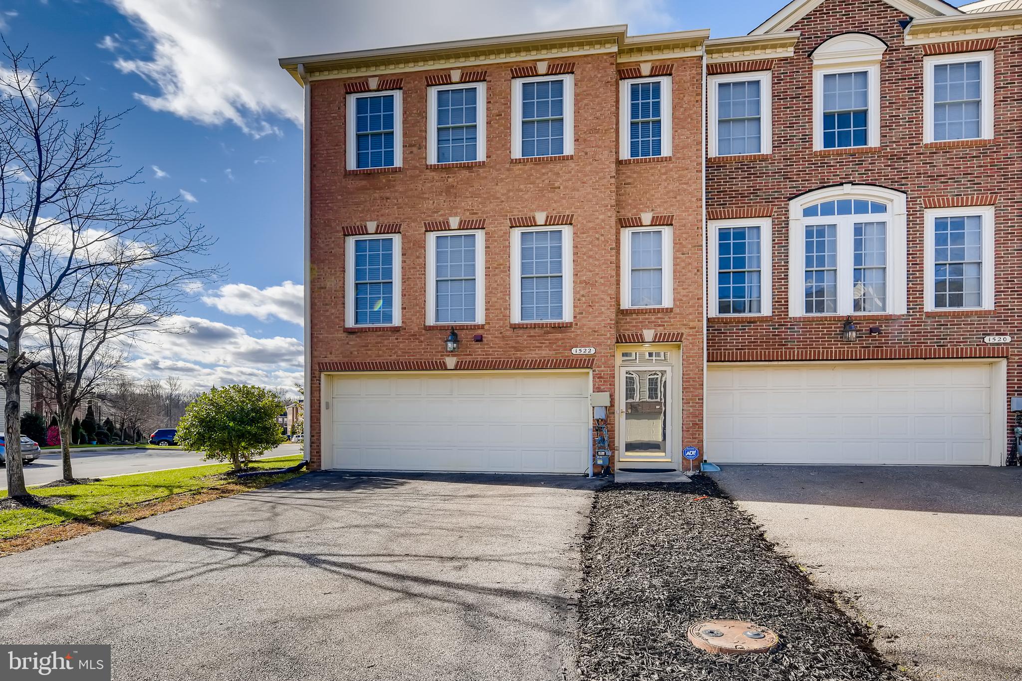 VILLAGES OF DORCHESTER - Residential Lease