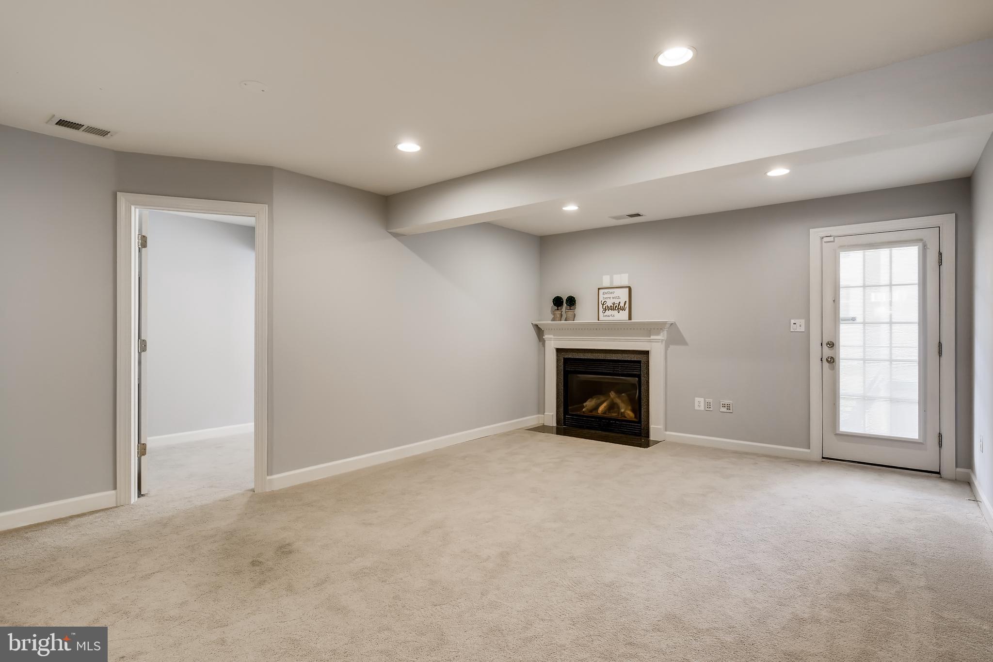 VILLAGES OF DORCHESTER - Residential Lease