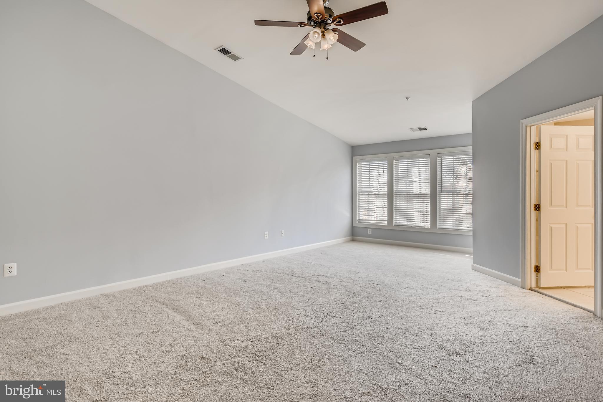 VILLAGES OF DORCHESTER - Residential Lease