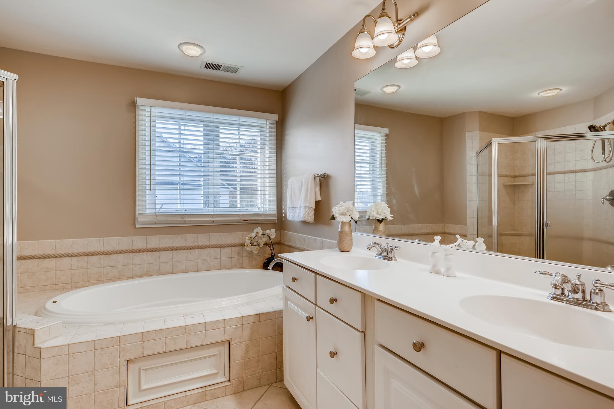 VILLAGES OF DORCHESTER - Residential Lease