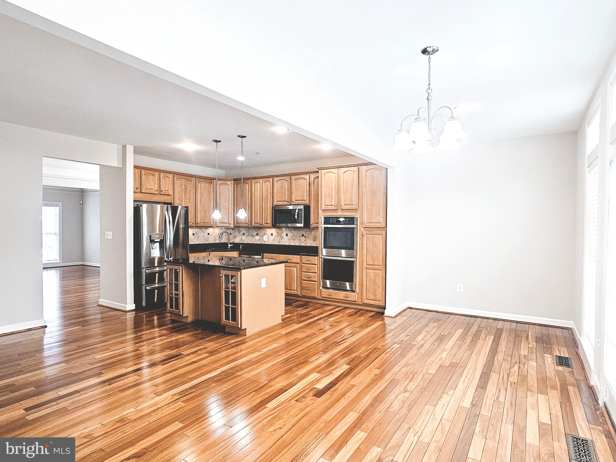 VILLAGES OF DORCHESTER - Residential Lease