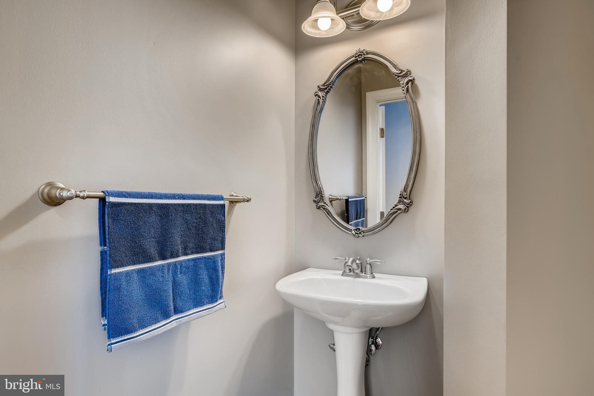 VILLAGES OF DORCHESTER - Residential Lease