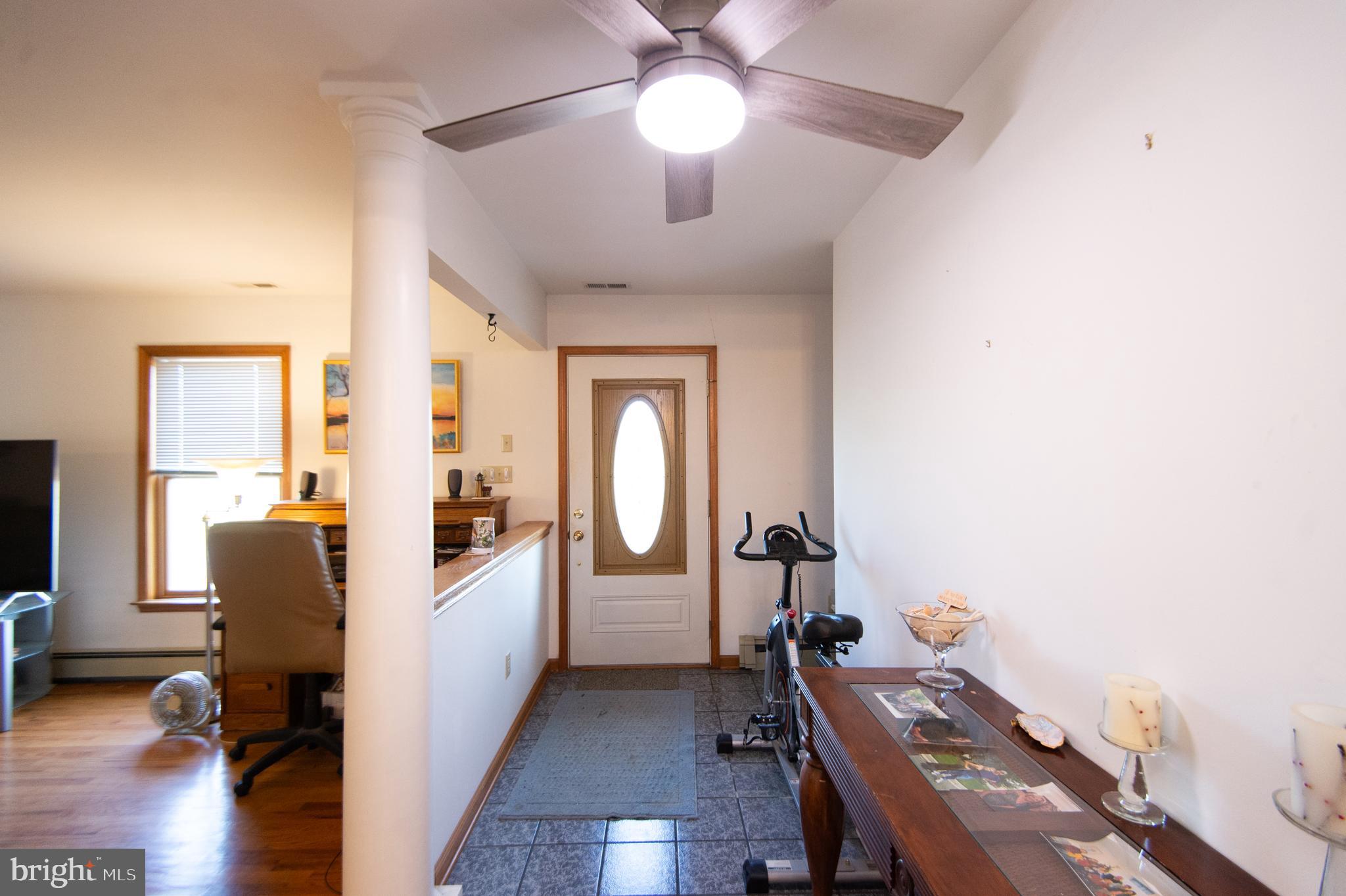 NECK DISTRICT/HUDSON - Residential