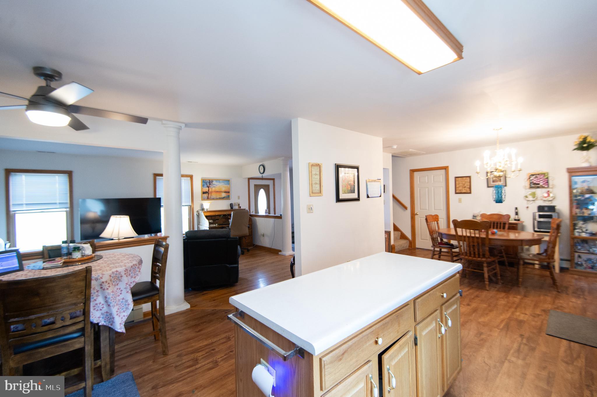 NECK DISTRICT/HUDSON - Residential