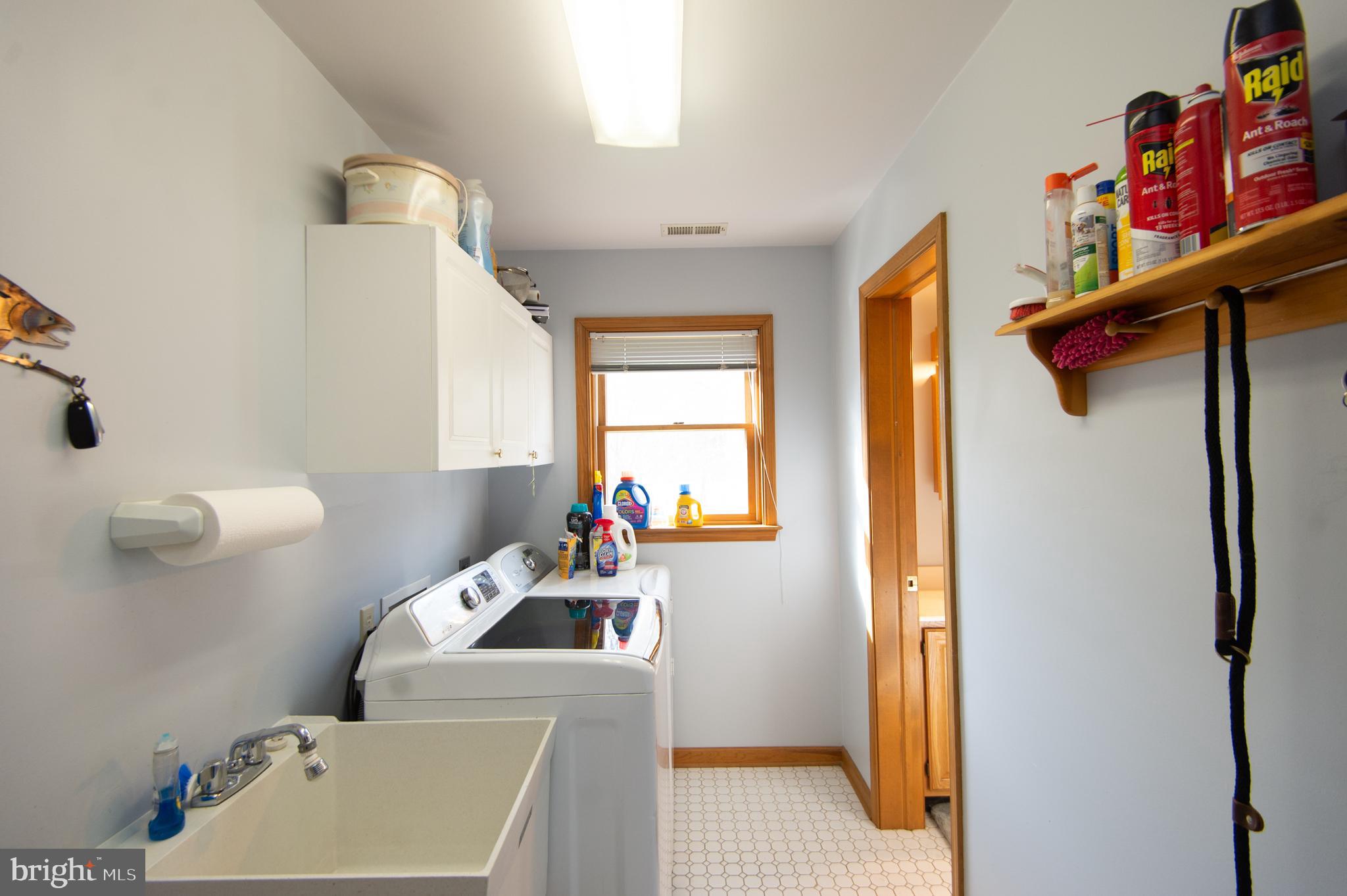 NECK DISTRICT/HUDSON - Residential