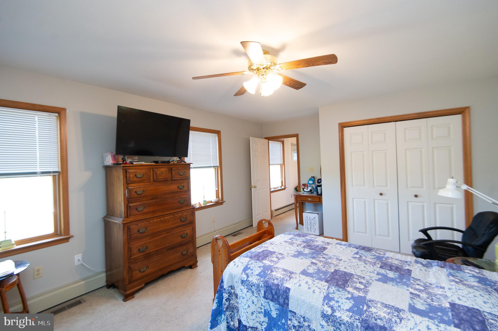 NECK DISTRICT/HUDSON - Residential