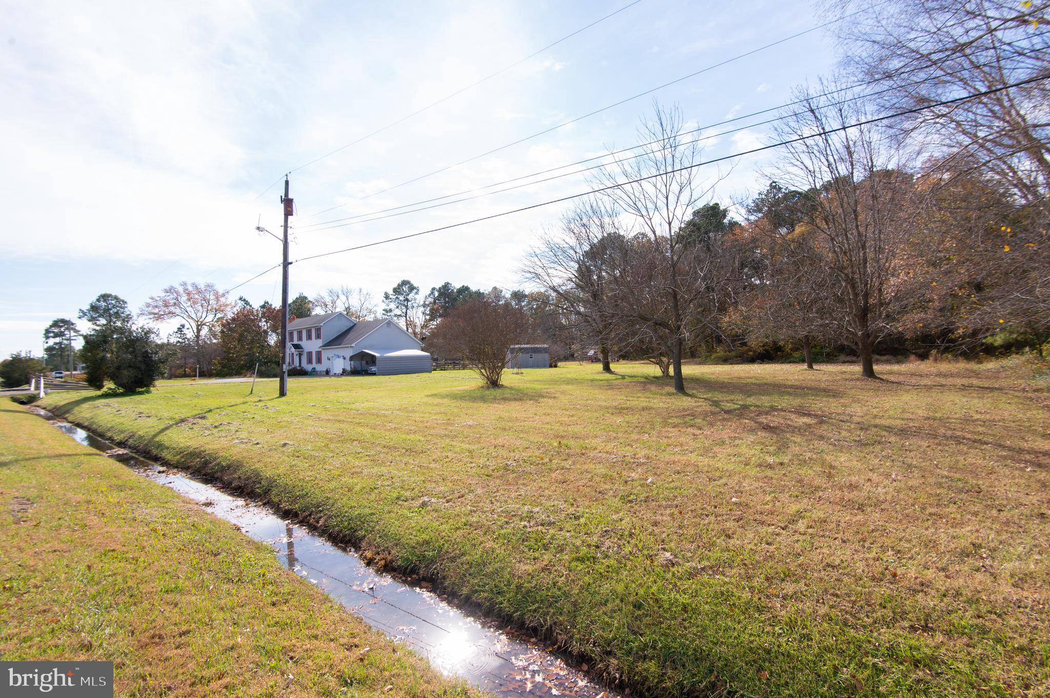 NECK DISTRICT/HUDSON - Residential