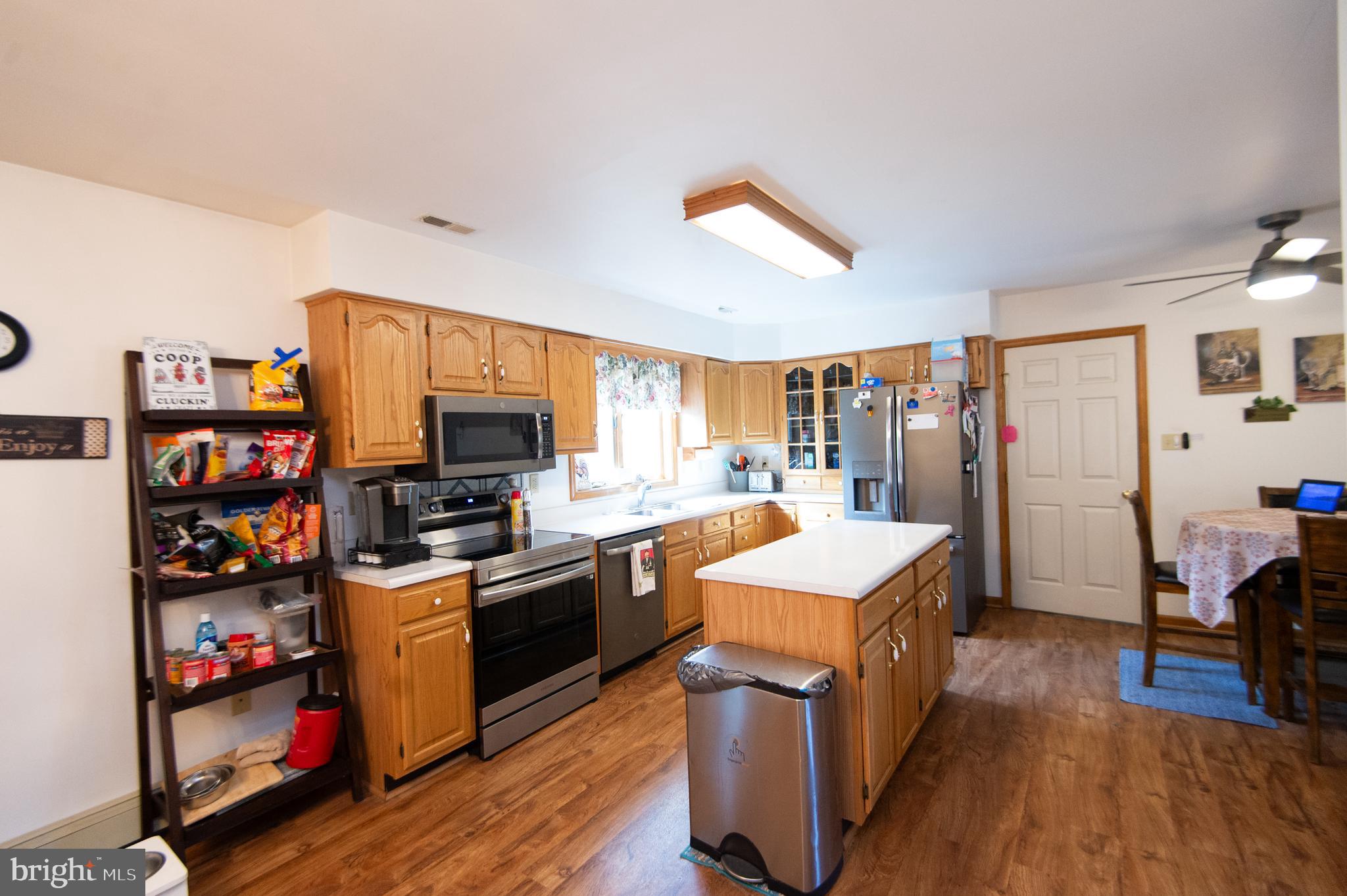 NECK DISTRICT/HUDSON - Residential