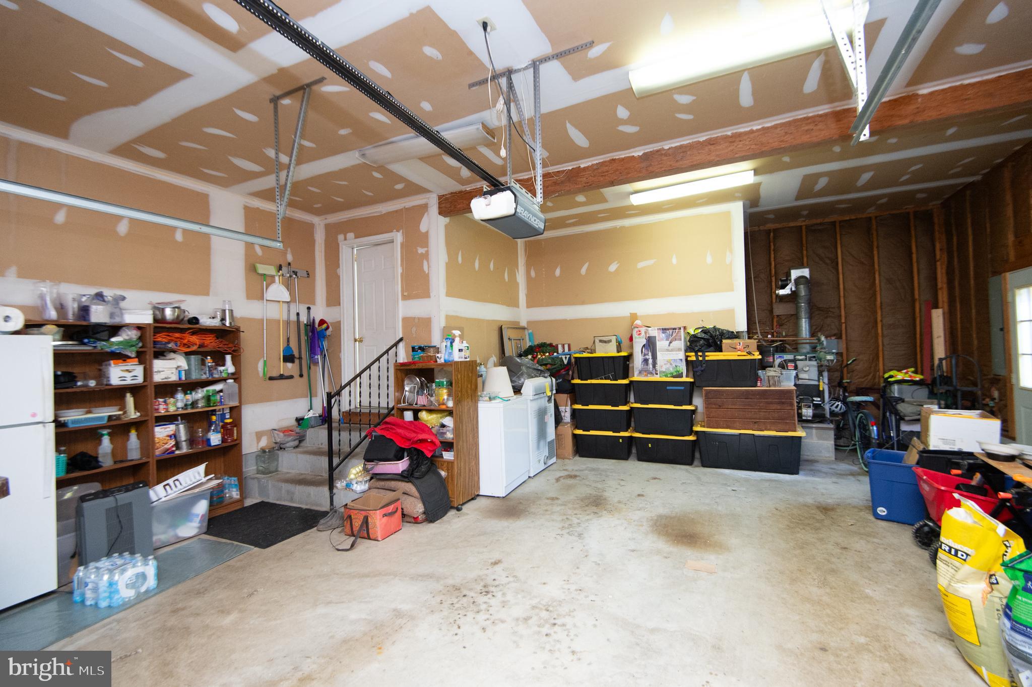 NECK DISTRICT/HUDSON - Residential