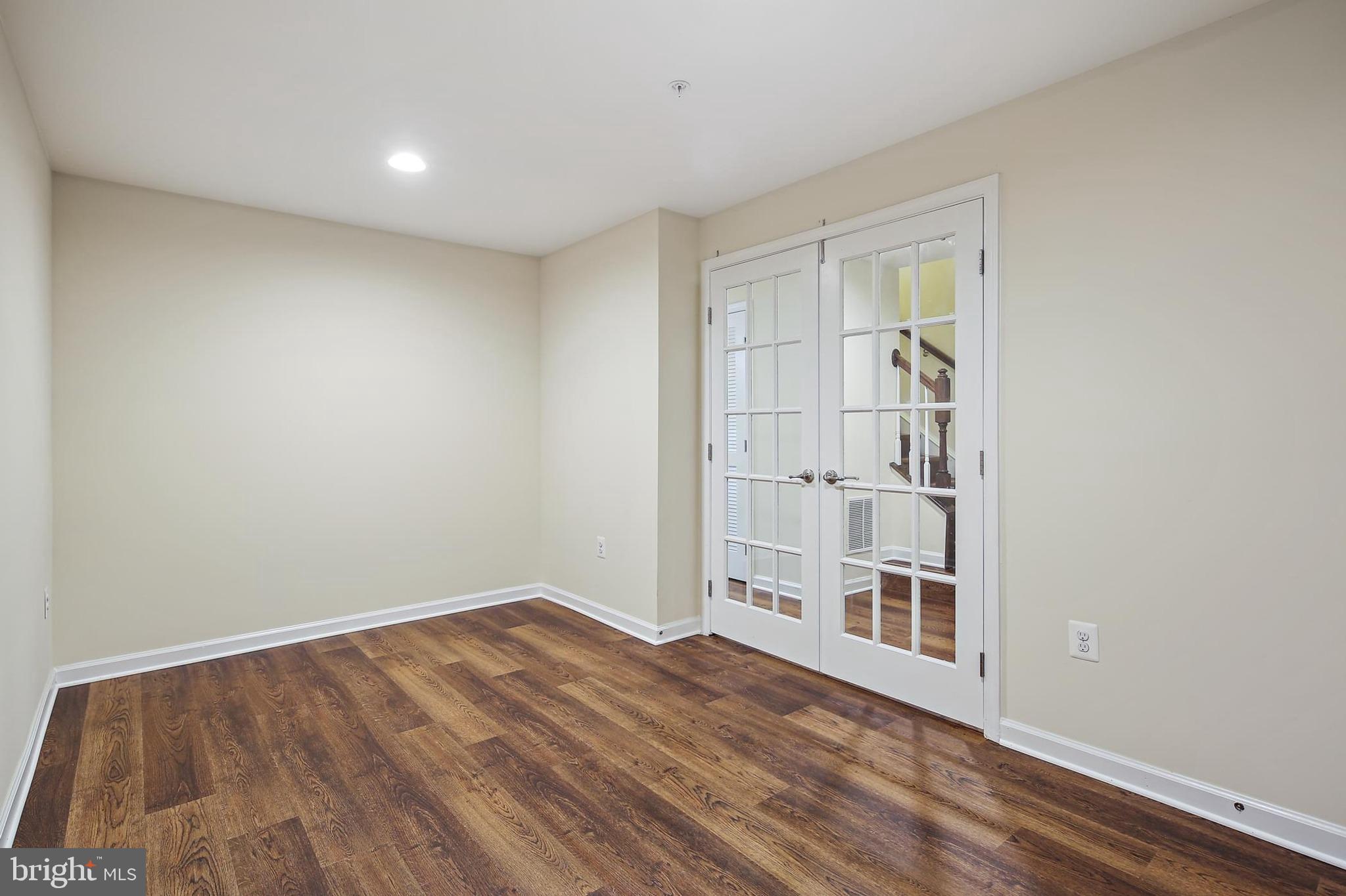 CLARKSBURG VILLAGE - Residential Lease