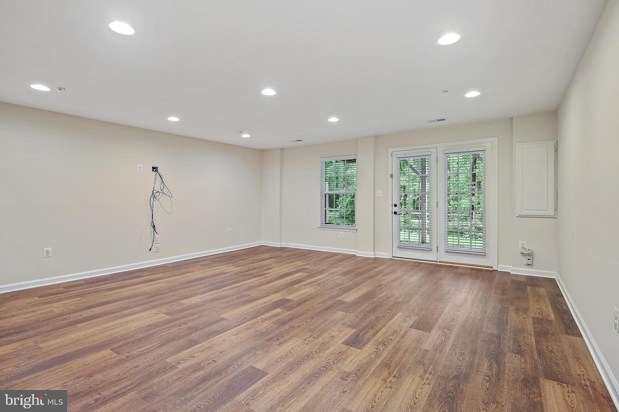 CLARKSBURG VILLAGE - Residential Lease